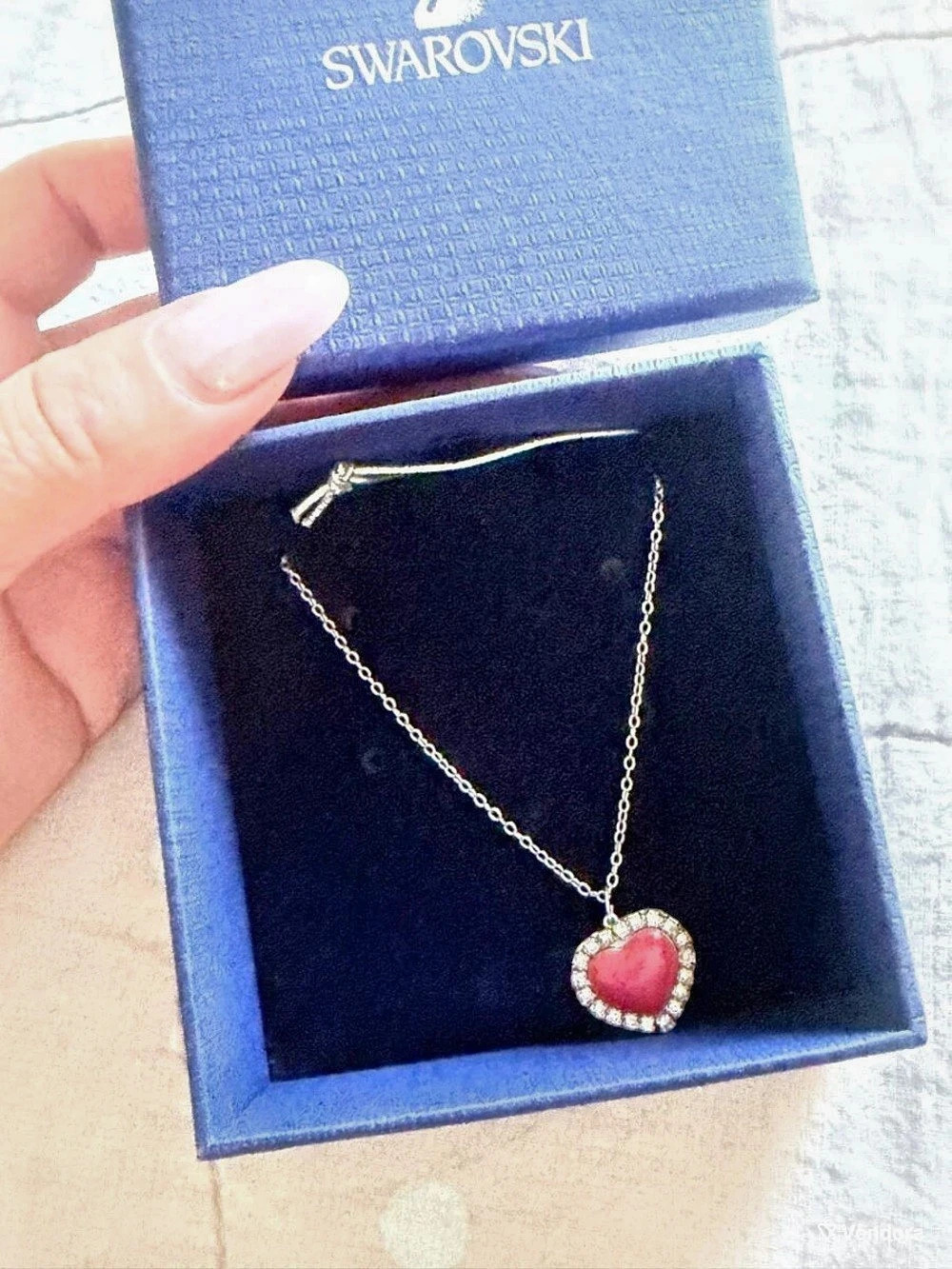 Brand new without box Swarovski One Heart Pendant Necklace Pink & Silver